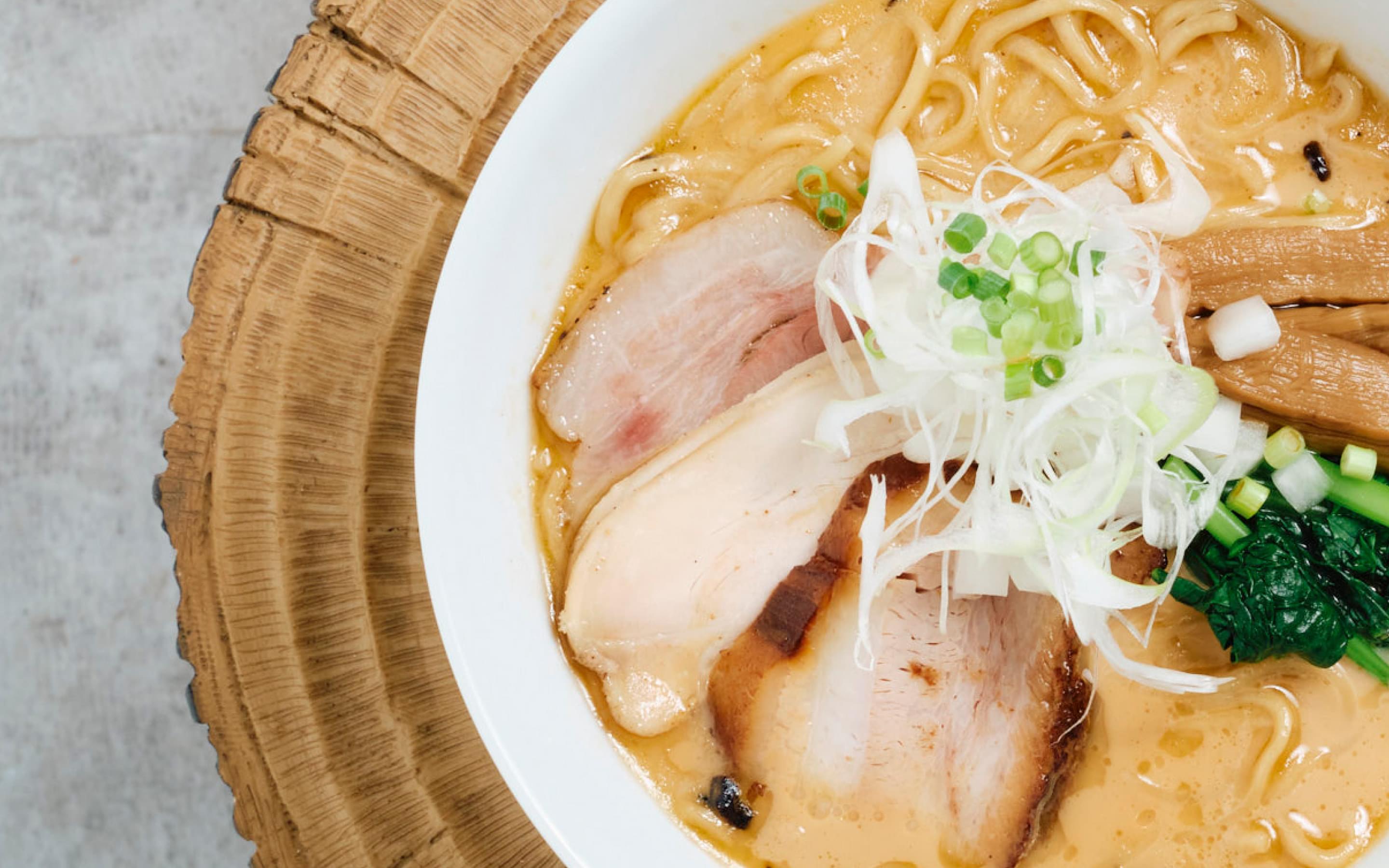 くれしづきの鶏白湯ラーメン